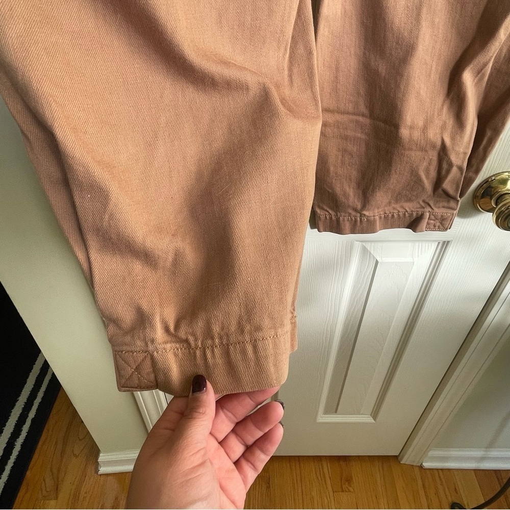 Banana Republic Tan cargo ankle length pants 10 - Picture 8 of 8